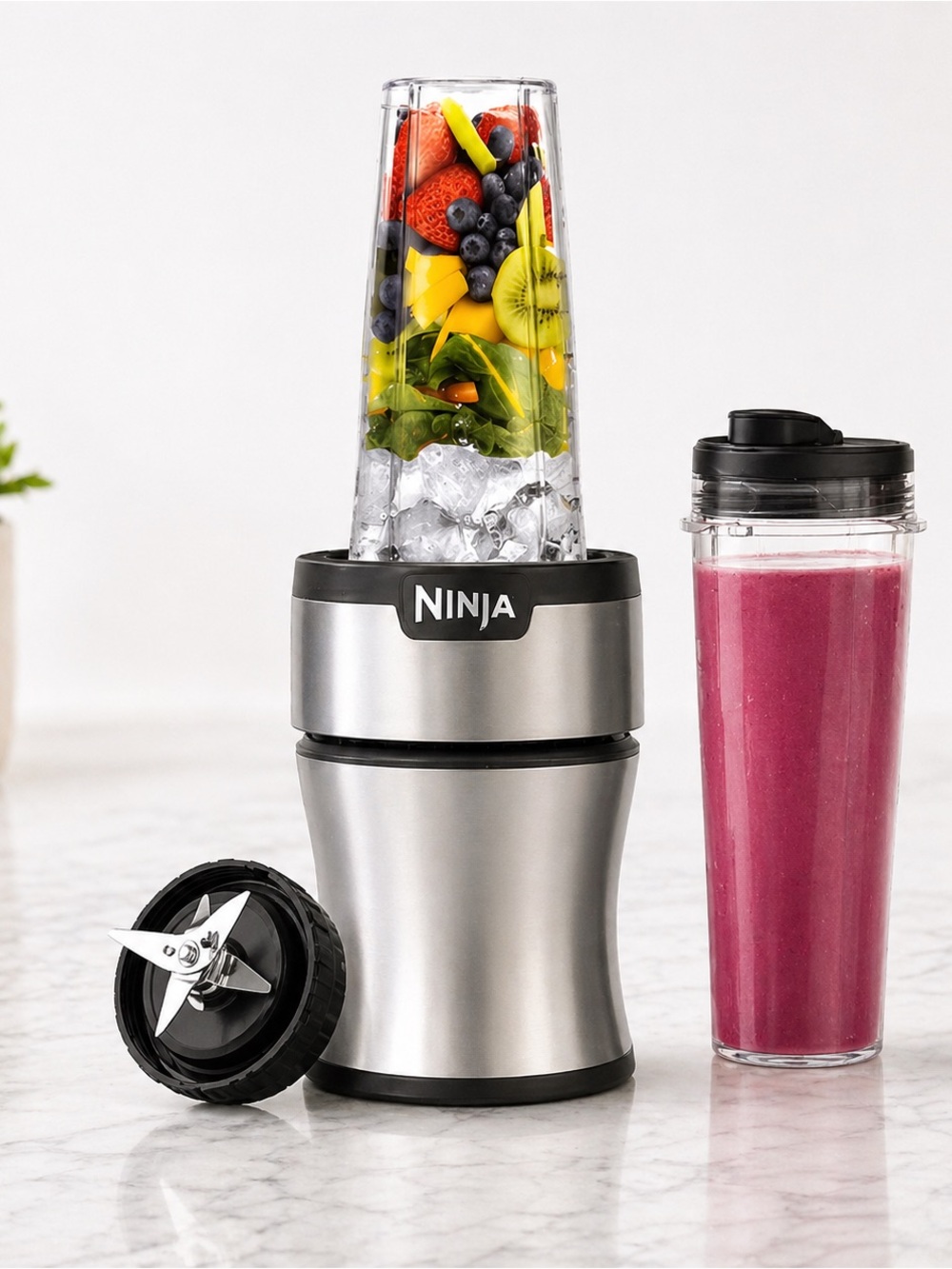 Ninja Nutri Blender Pro 700W w/ Cups & Lids Excellent Condition